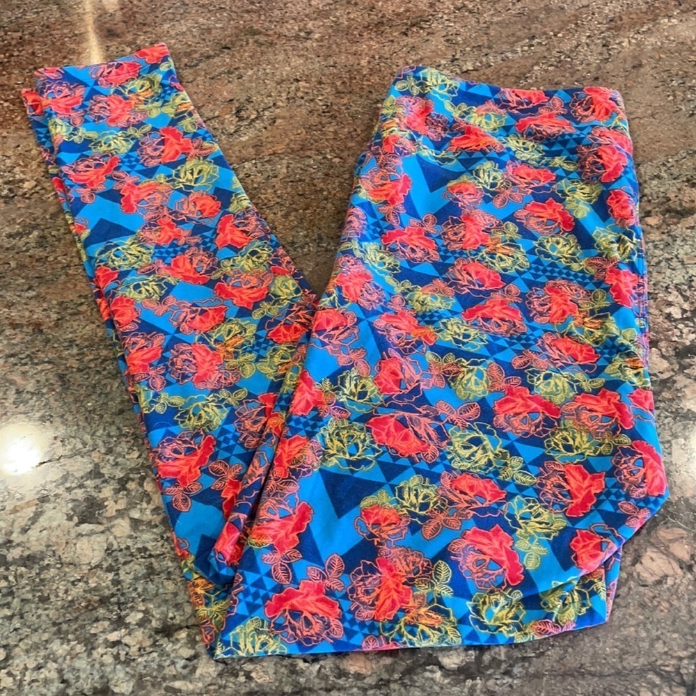 TC NWOTโ LuLaRoe Leggings A01 5054